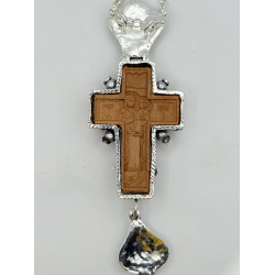 Επιστήθιος Ξυλόγλυπτος Σταυρός